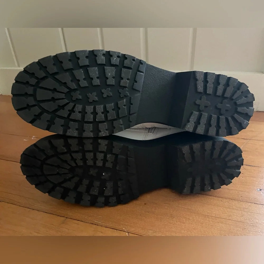 Madden Girl Mzoey Women’s White Combat Boots, Size 10 - Picture 5 of 6